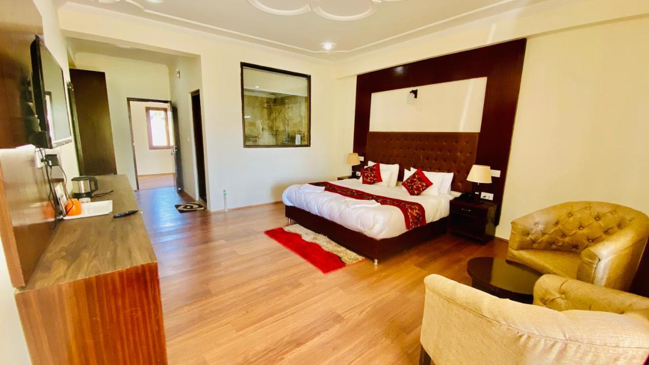 Hotel De Borgo Лех Экстерьер фото